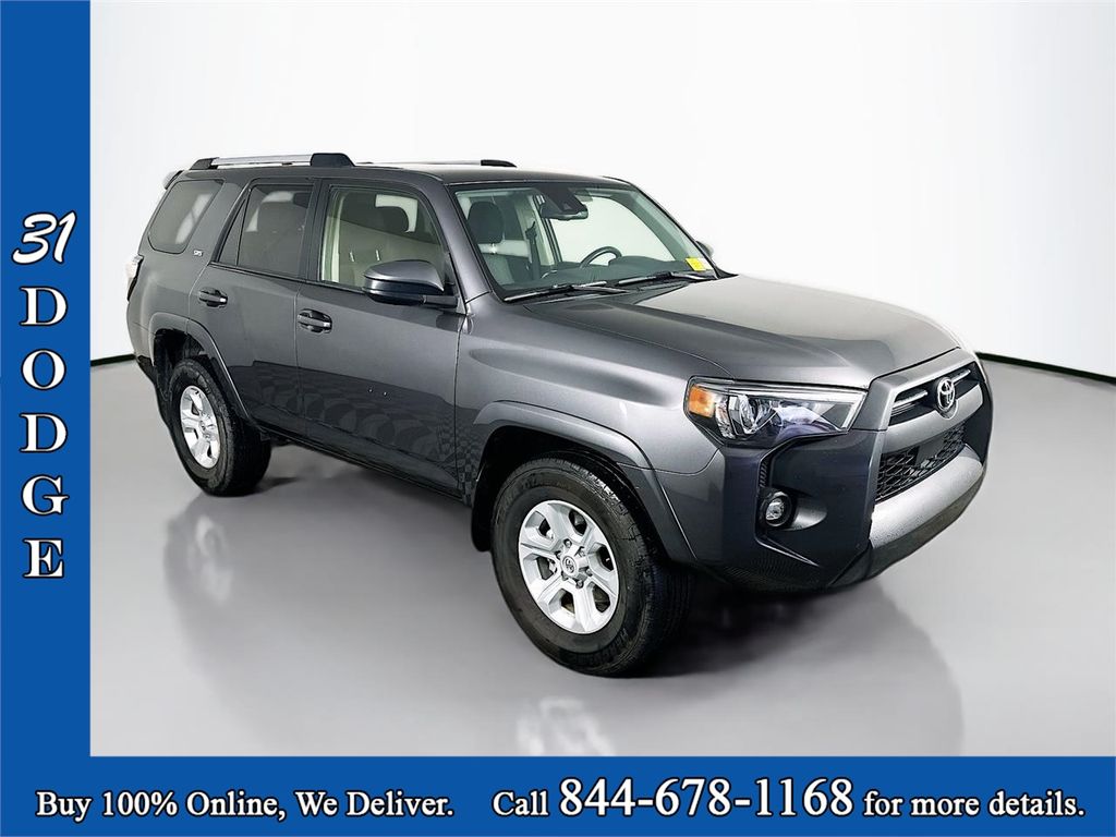 2022 Toyota 4Runner SR5 RWD