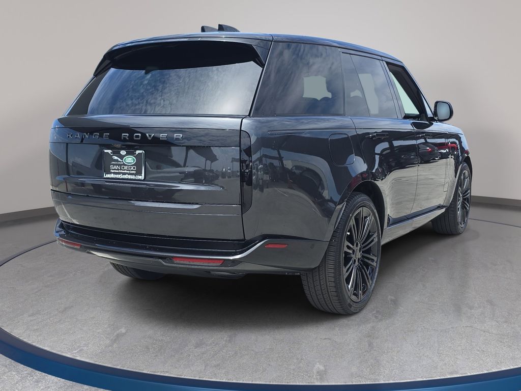 New 2026 Gray Land Rover SE image 5