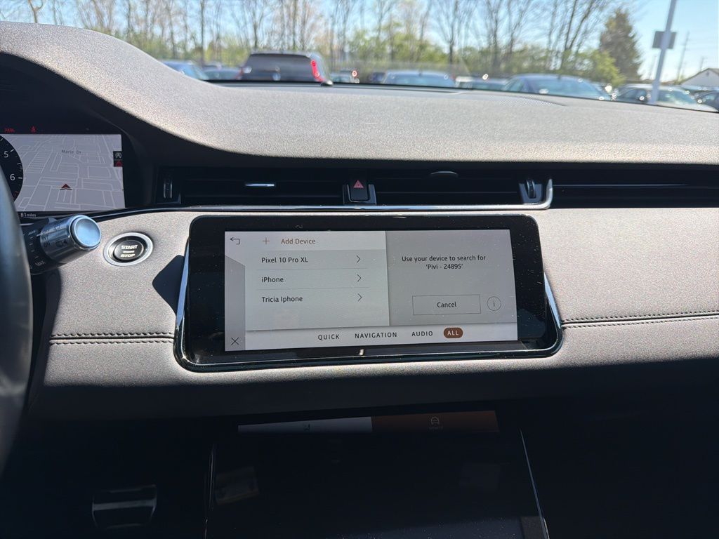 Thumbnail: 2021 Land Rover Range Rover Evoque - 15