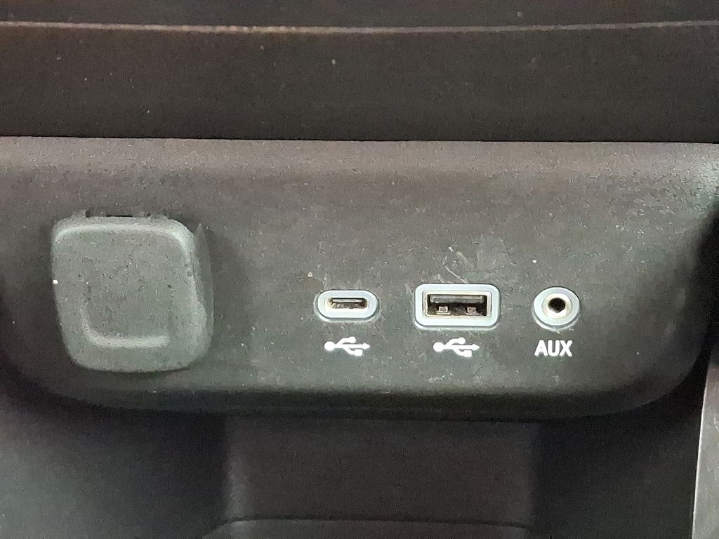 Thumbnail: 2021 Chevrolet TrailBlazer - 25