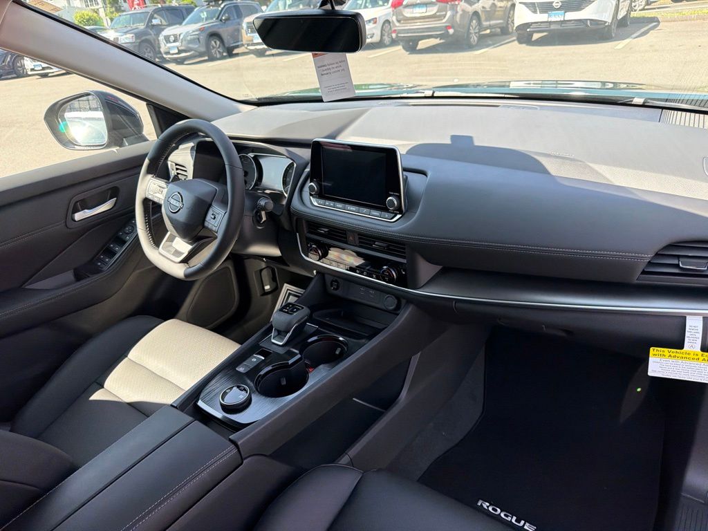 2026 Nissan Rogue Dark Armor - Photo 31
