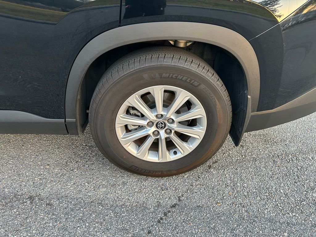 2024 Toyota Grand Highlander XLE 9
