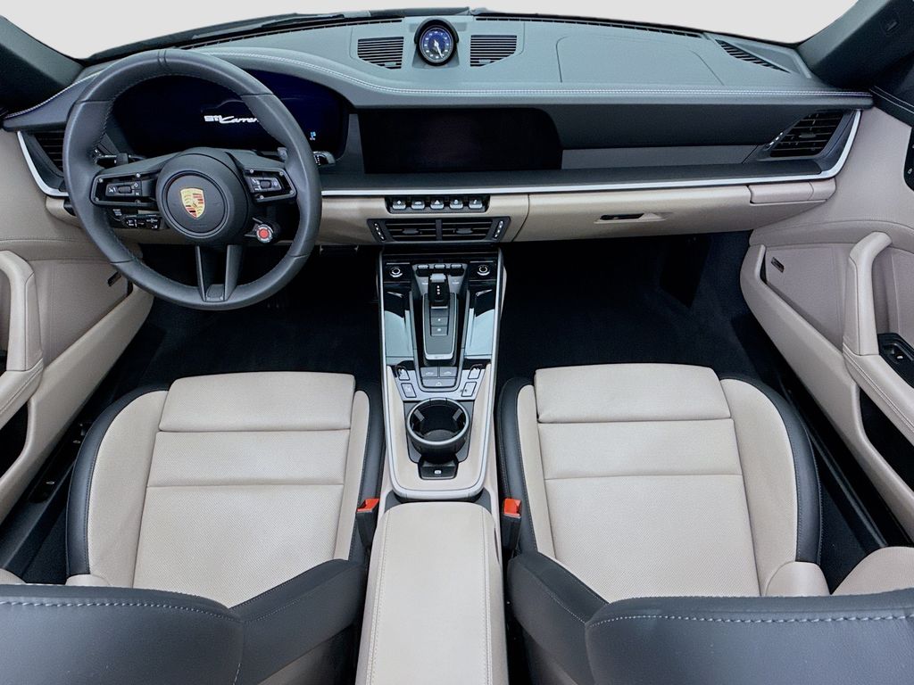 Thumbnail: 2025 Porsche 911 - 16