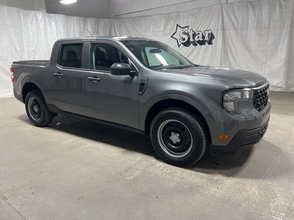 2025 Ford Maverick XL SuperCrew FWD