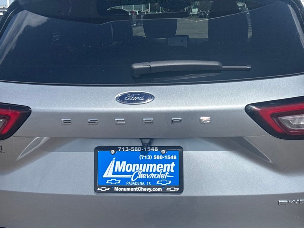 2024 Ford Escape ST-Line Silver at DeMontrond Ford
