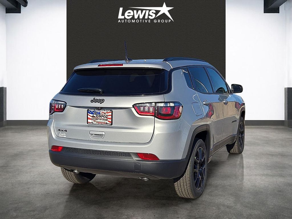 New 2026 Jeep Compass Latitude For Sale in Farmington, AR