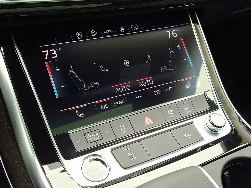 Thumbnail: 2026 Audi Q7 - 11