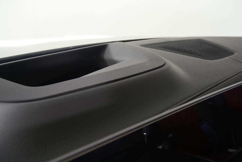 Thumbnail: 2026 BMW X6 - 18