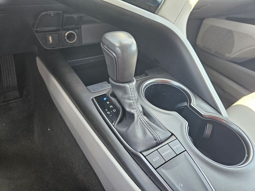 Thumbnail: 2024 Toyota Camry - 27