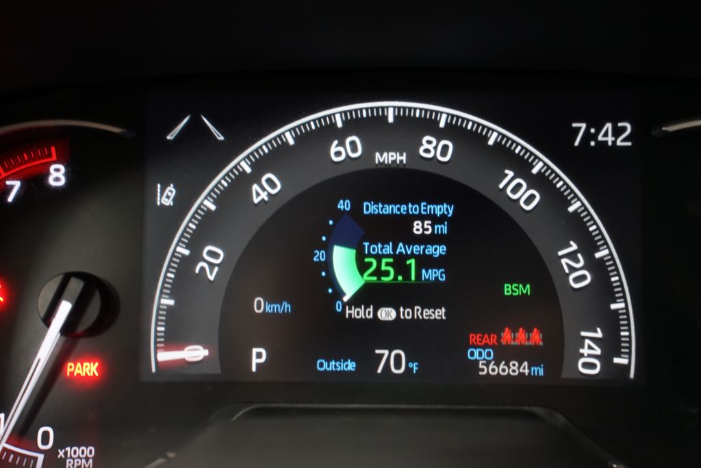 2023 Toyota RAV4 XLE 16