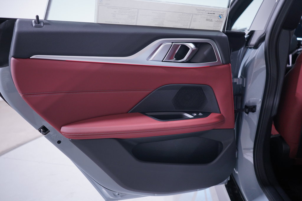 Thumbnail: 2026 BMW i4 - 19
