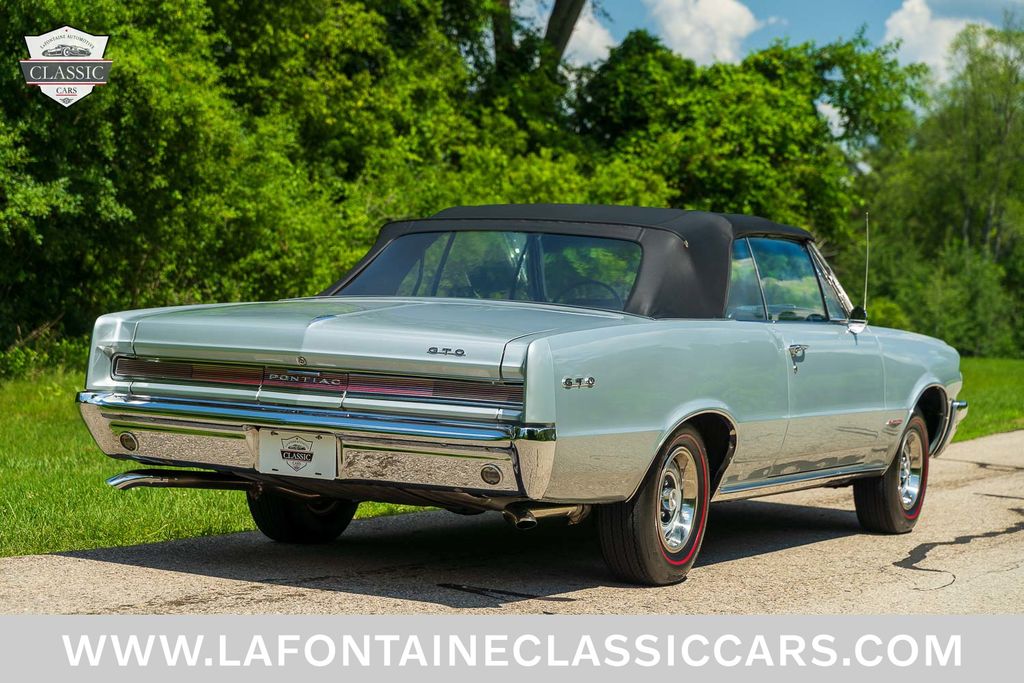 1964 Pontiac GTO 4