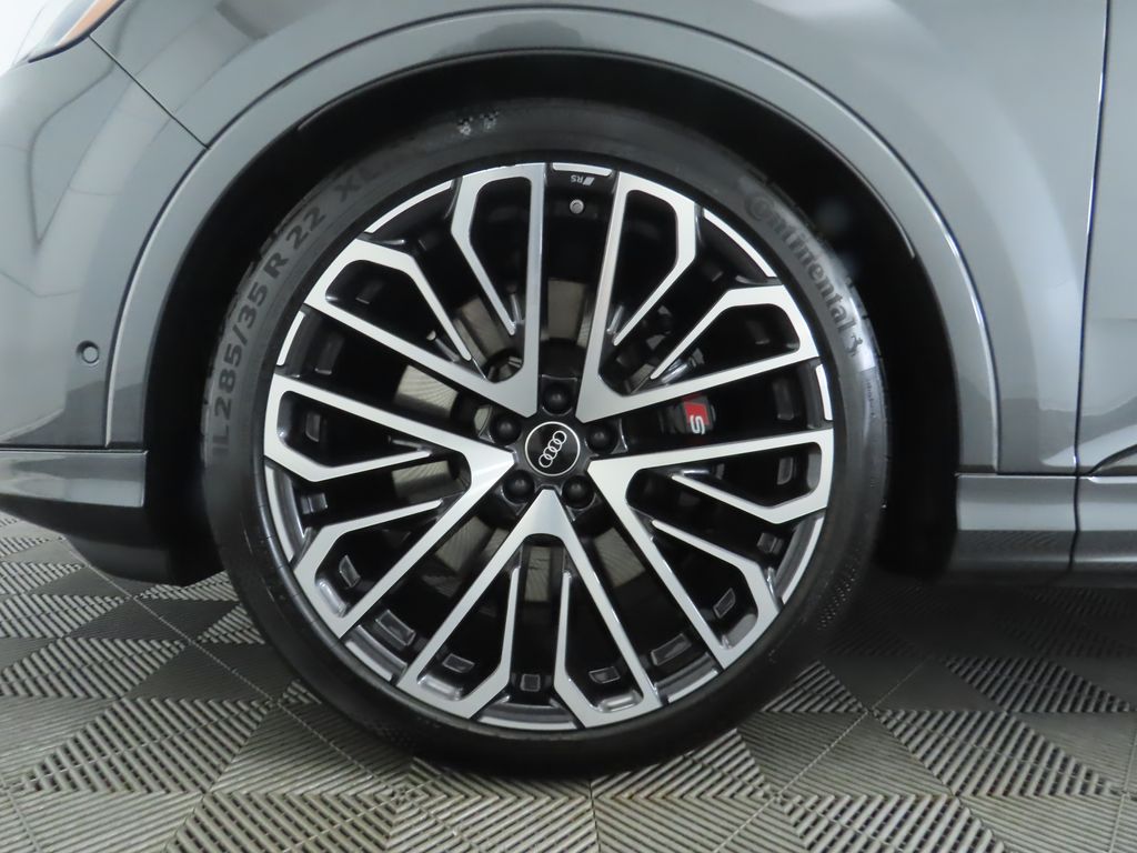 Thumbnail: 2025 Audi SQ7 - 32