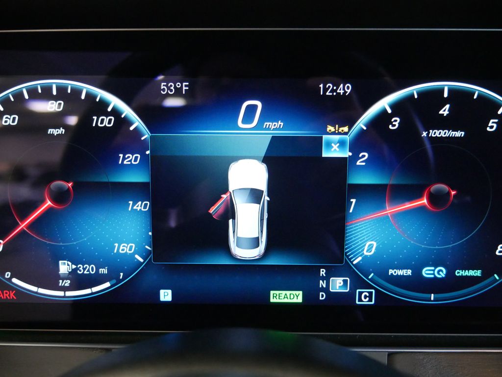 Thumbnail: 2023 Mercedes-Benz E-Class - 32