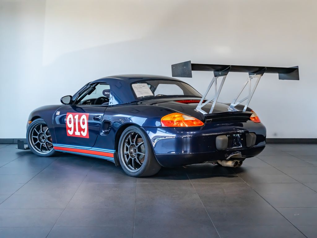 Used 2002  Porsche S image 3