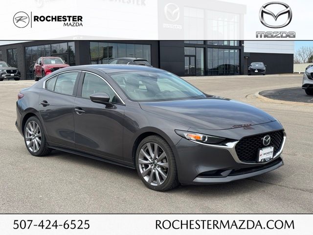 Machine Gray Metallic 2019 Mazda MAZDA3 Preferred Sedan FWD Sedan Front-Wheel Drive 6-Speed Automatic