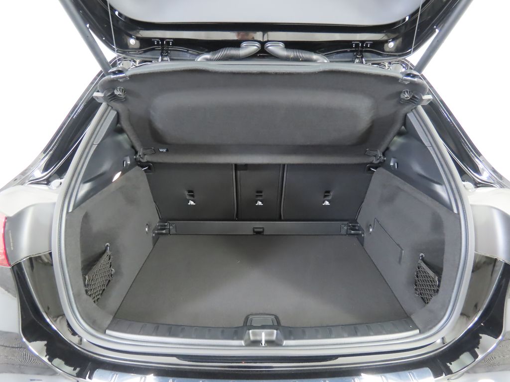 Thumbnail: 2025 Mercedes-Benz GLA - 29