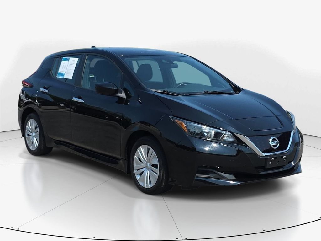 2022 Nissan Leaf S