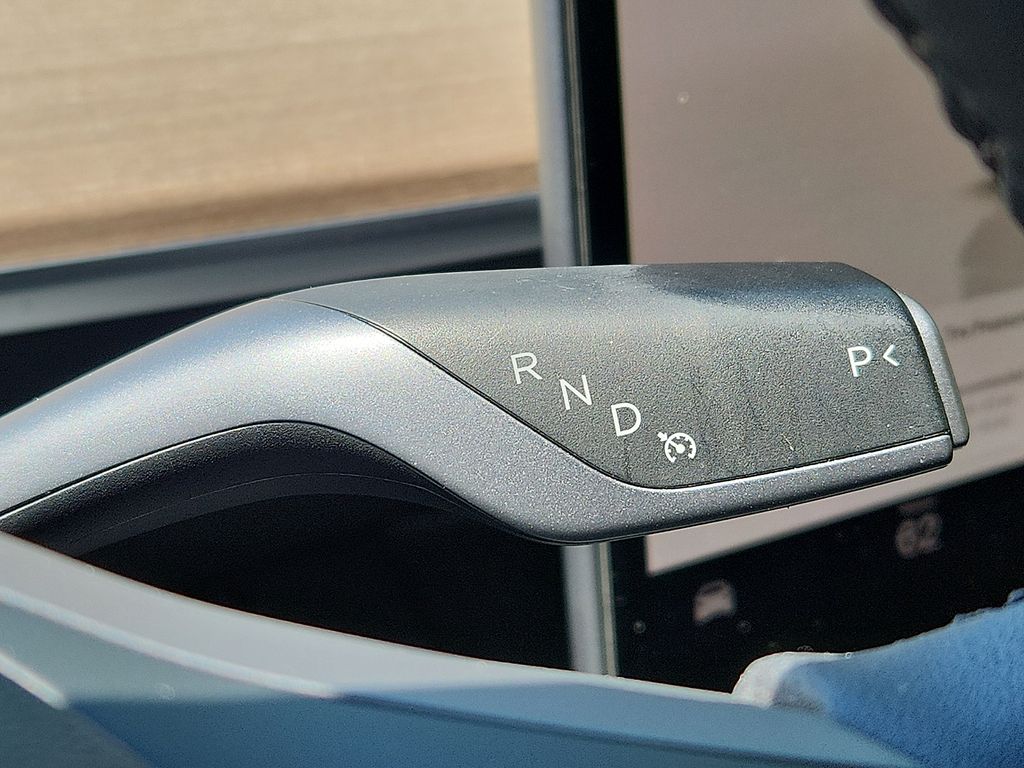 Thumbnail: 2023 Tesla Model Y - 15