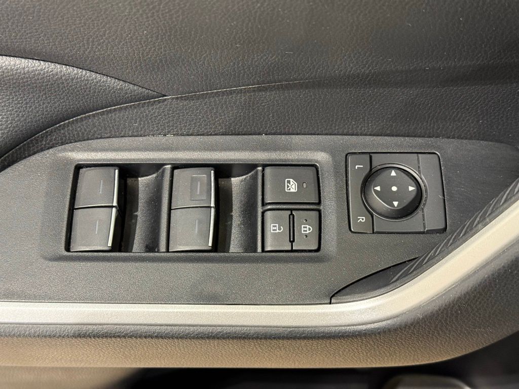 Thumbnail: 2025 Toyota RAV4 - 16