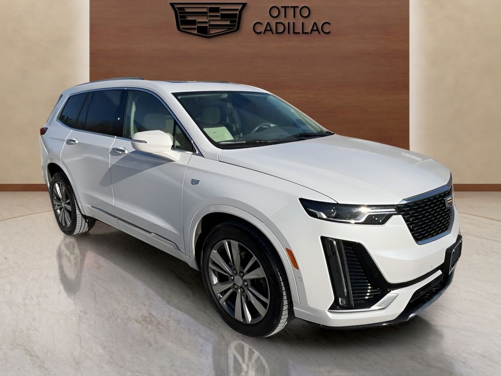 used 2022 Cadillac XT6 car, priced at $31,350