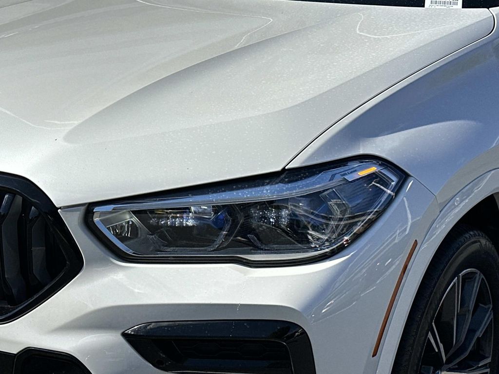 Thumbnail: 2023 BMW X6 - 2