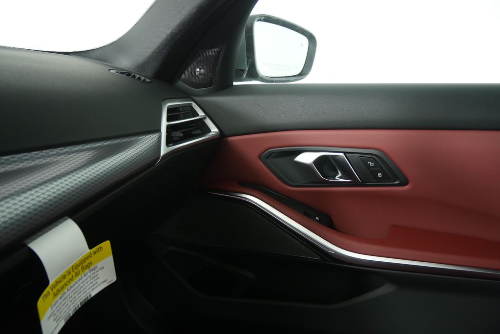 Thumbnail: 2026 BMW 3 Series - 24