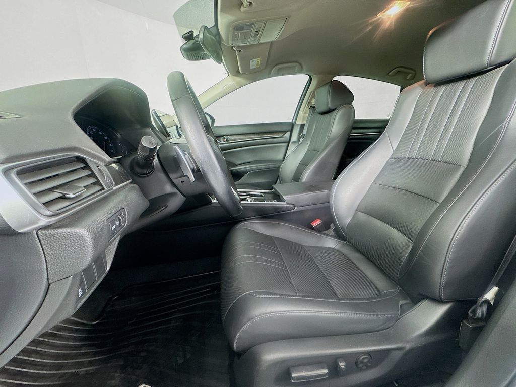 Used Car 2022 Honda Accord  Sport Special Edition For Sale Under $30,000 In Austin, Texas