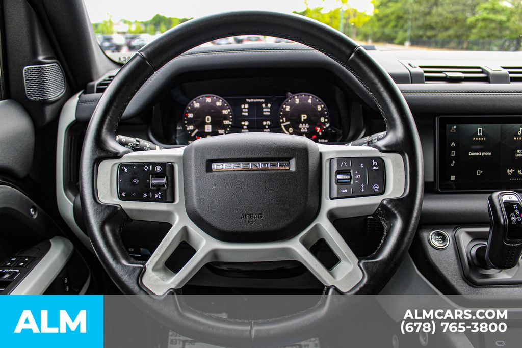 Used 2024 Black Land Rover S image 23