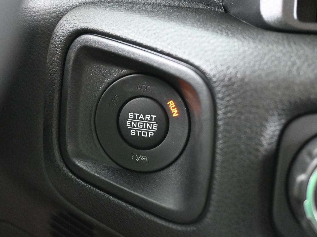 New 2026 bright white clearcoat Jeep Sport S image 24