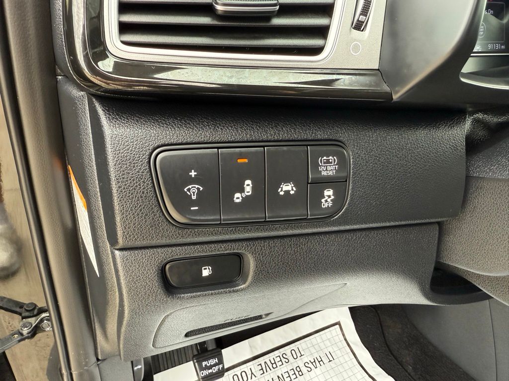 Thumbnail: 2019 Kia Niro - 11