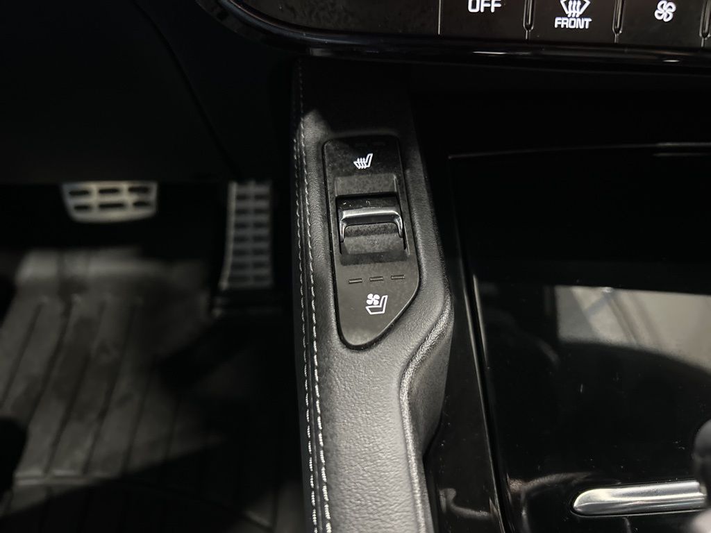 used 2025 Kia Telluride car, priced at $50,262