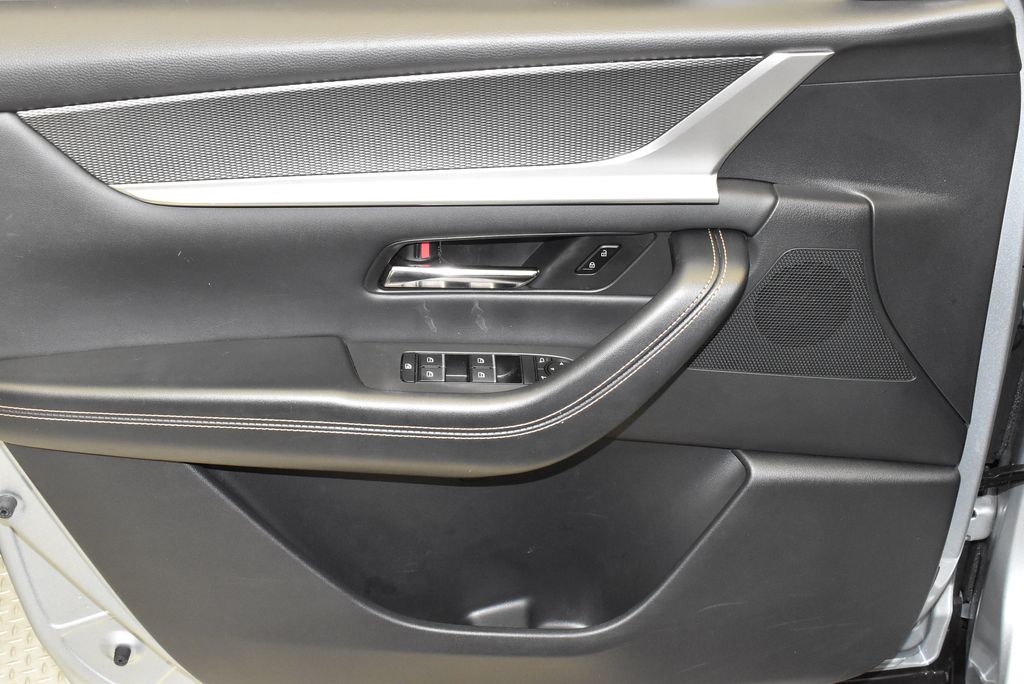 Thumbnail: 2024 Mazda CX-90 - 11