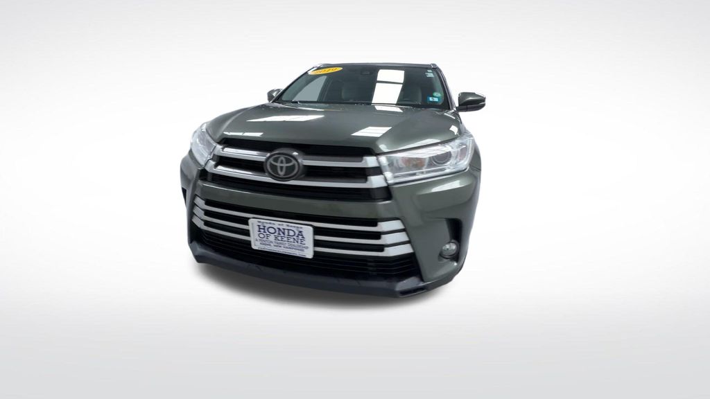 Used 2019 Toyota Highlander SUV