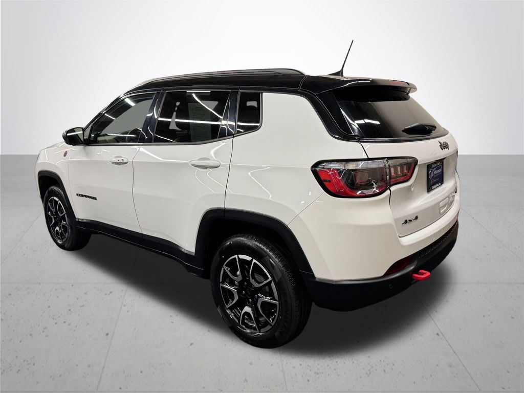 2024 Jeep Compass Trailhawk