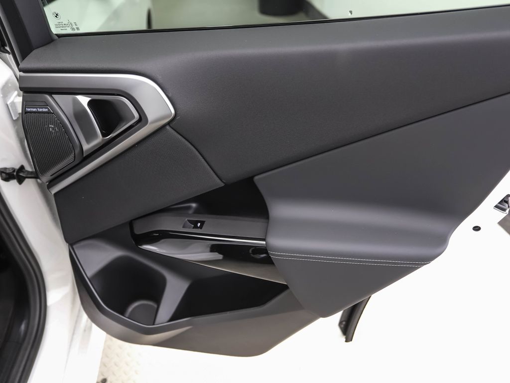 Thumbnail: 2026 BMW X3 - 24