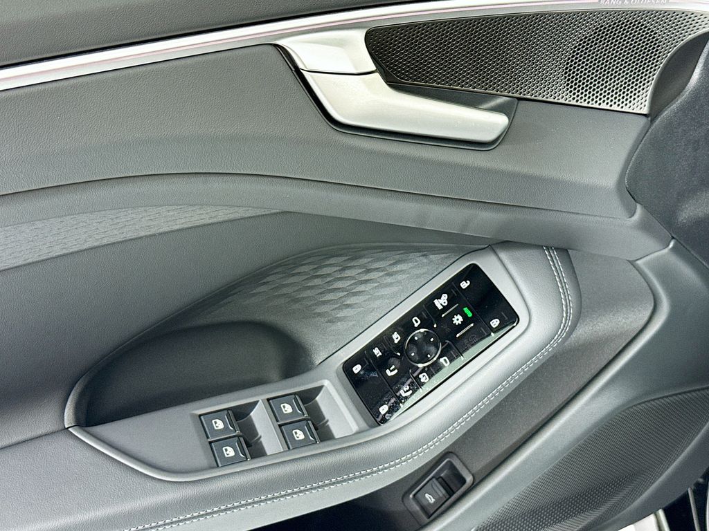 Thumbnail: 2026 Audi A6 - 23