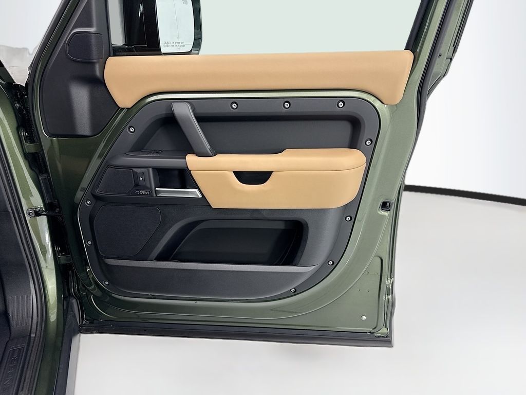 Thumbnail: 2026 Land Rover Defender - 24