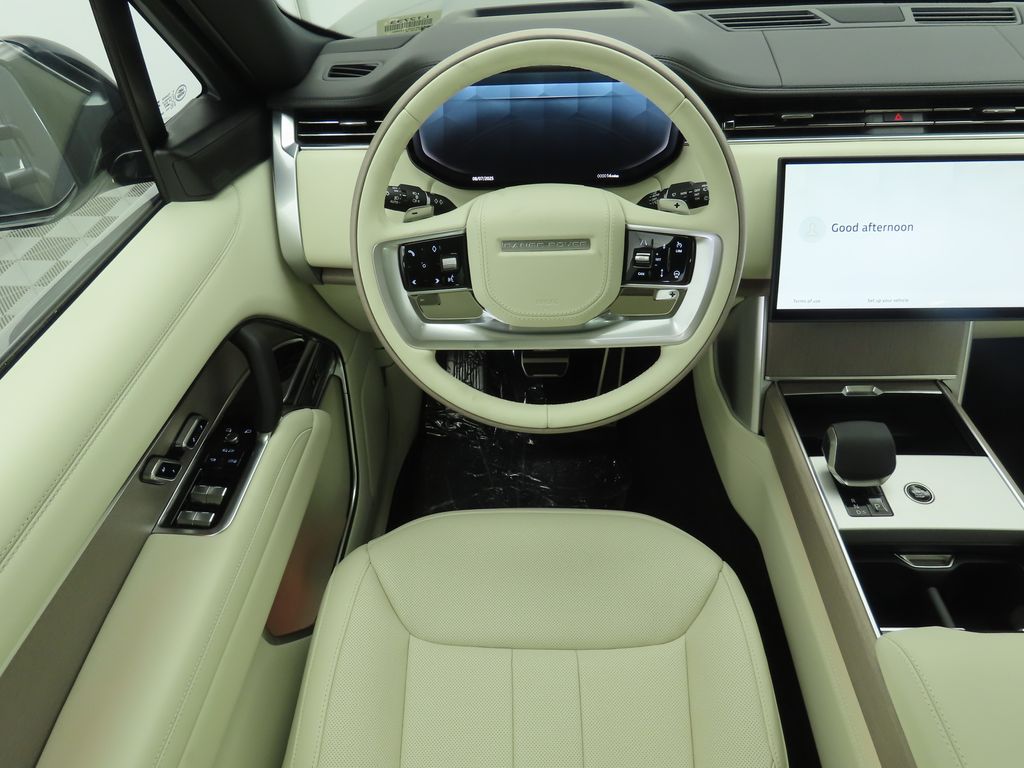 Thumbnail: 2025 Land Rover Range Rover - 10