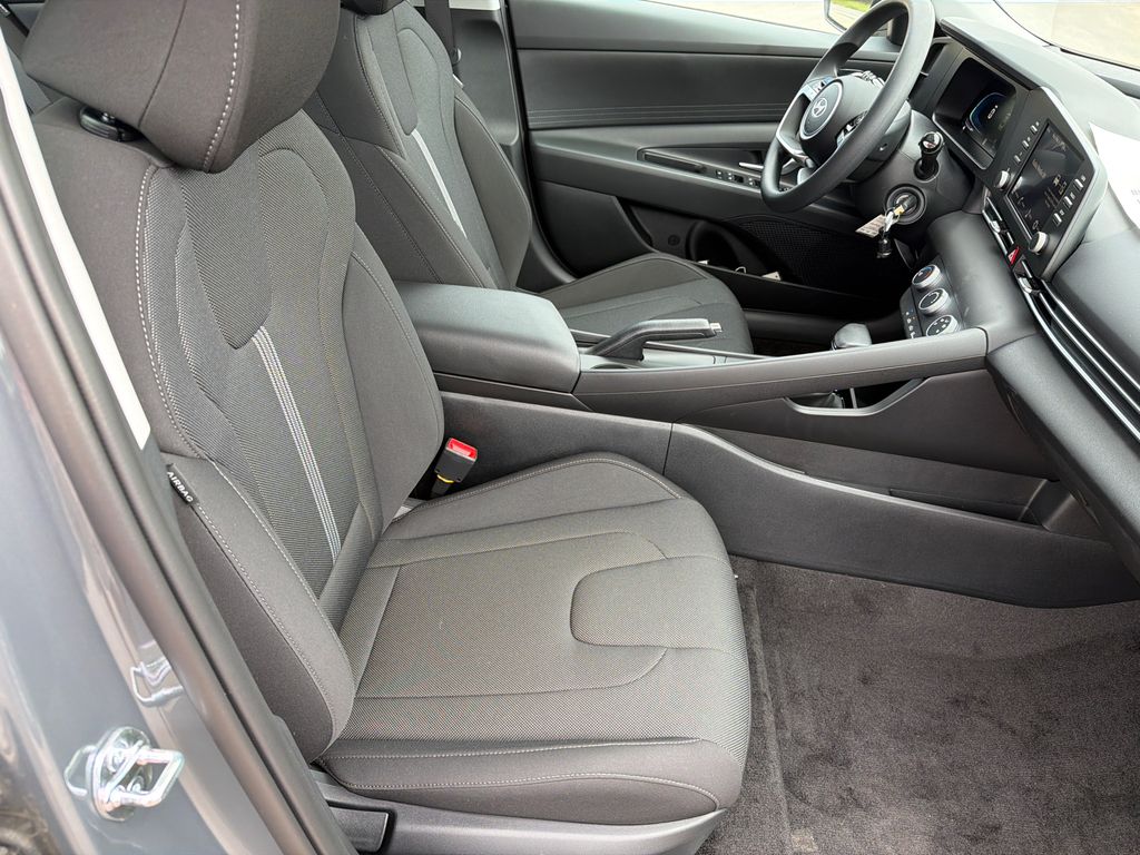 New 2026 Gray Hyundai SE image 14