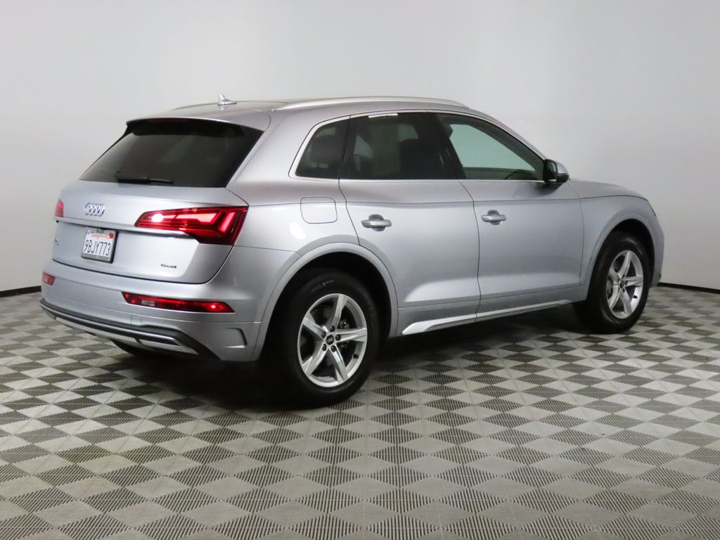 Thumbnail: 2022 Audi Q5 - 5