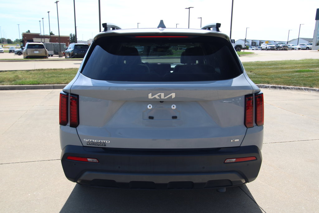 Used 2023 Kia Sorento SUV