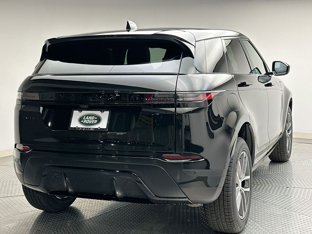 2026 Land Rover Range Rover Evoque S 3