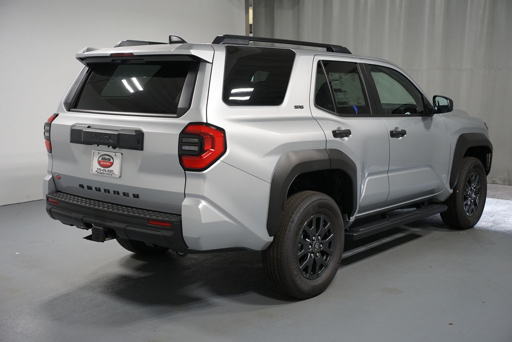 Thumbnail: 2025 Toyota 4Runner - 8