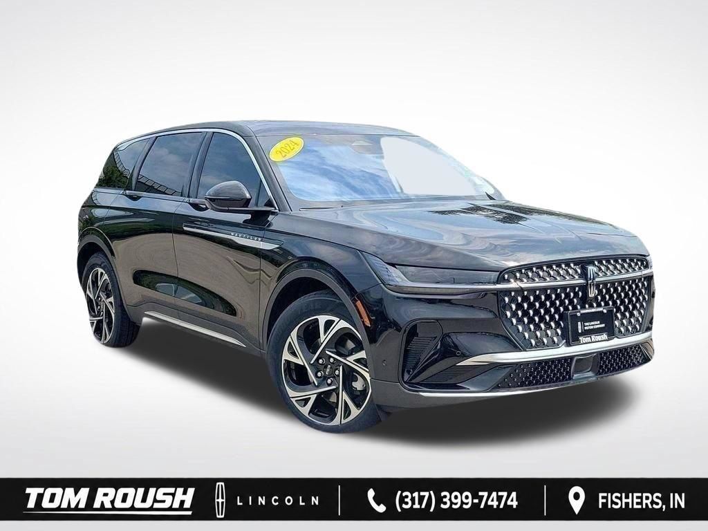 Infinite Black Metallic Clearcoat 2024 Lincoln Nautilus SUV / Crossover All-Wheel Drive 8-Speed Automatic