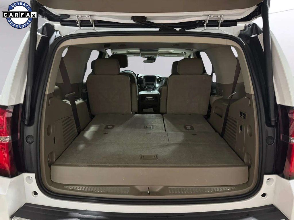 Used 2019 White Chevrolet Premier image 33