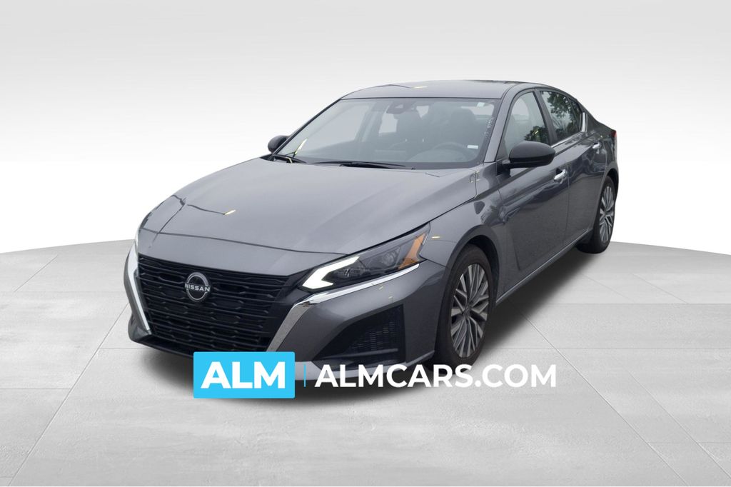2024 Nissan Altima SV