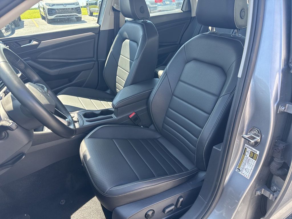 2024 Volkswagen Jetta 1.5T SE Silver at Sutliff Volkswagen