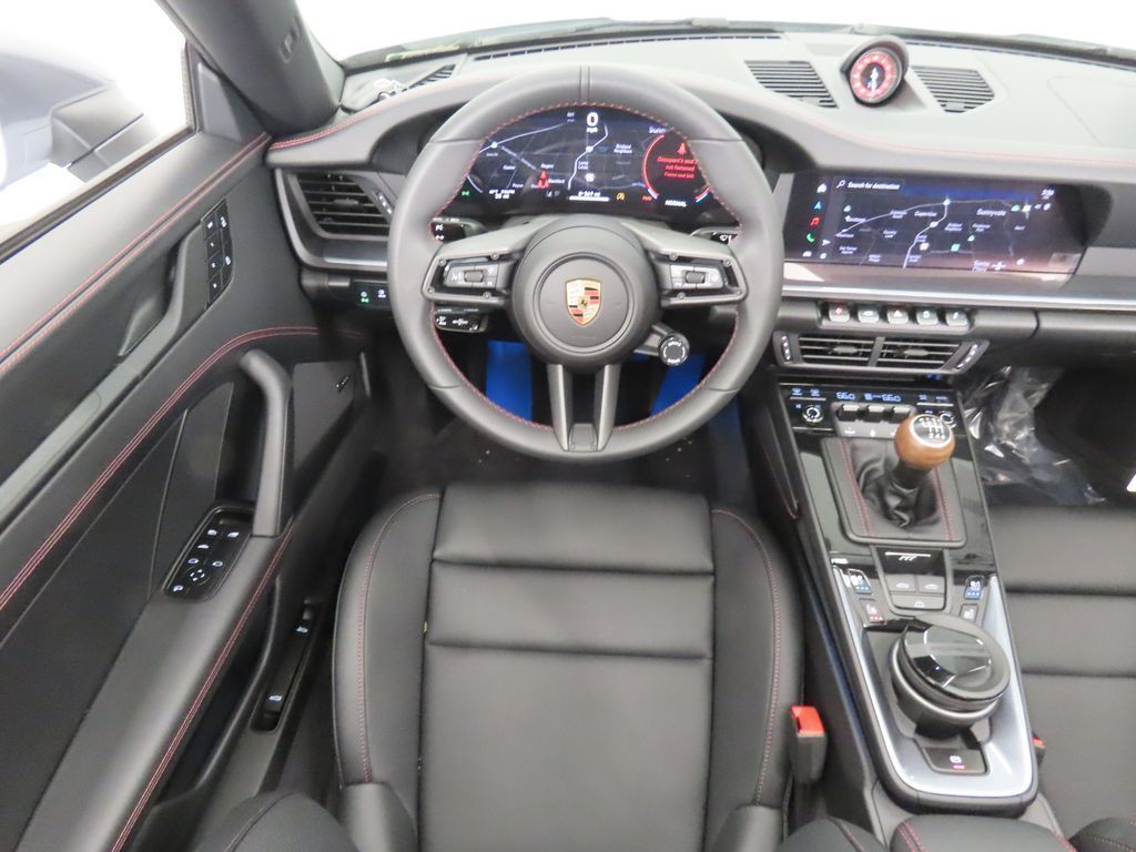 Thumbnail: 2026 Porsche 911 - 25