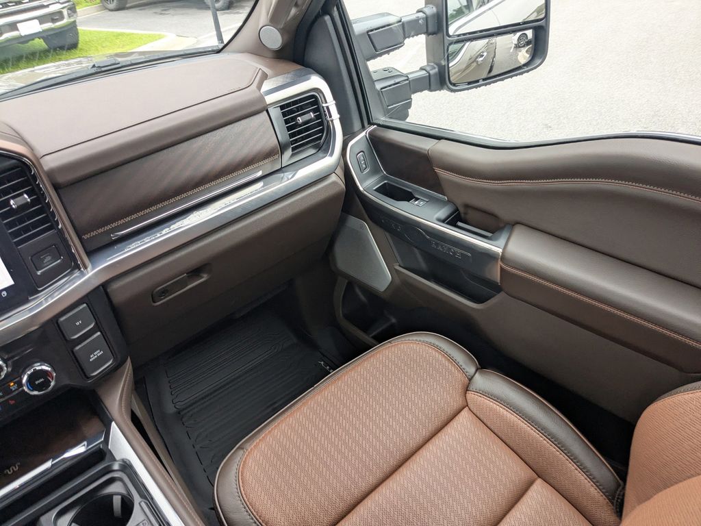 2026 Ford F-350 Super Duty King Ranch